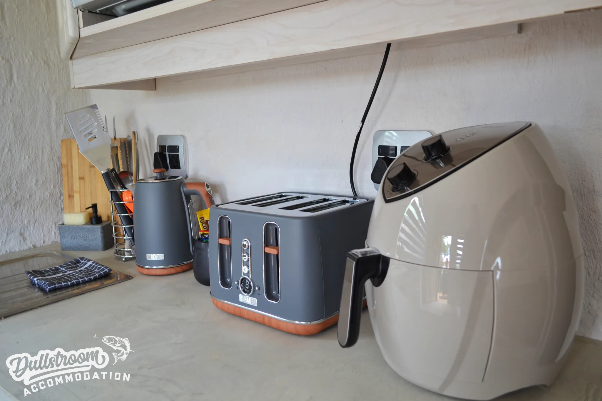 Picsart_23-12-22_21-56-50-181